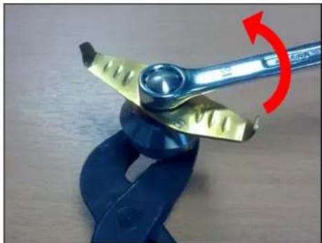 Santos N° 62 - Remplacement du couteau: - 2