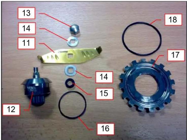 Santos N° 62 - Fitting the blade - 1