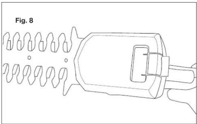 Martha Stewart MTS-CGSH1 - Fitting and Changing the Blades - 8