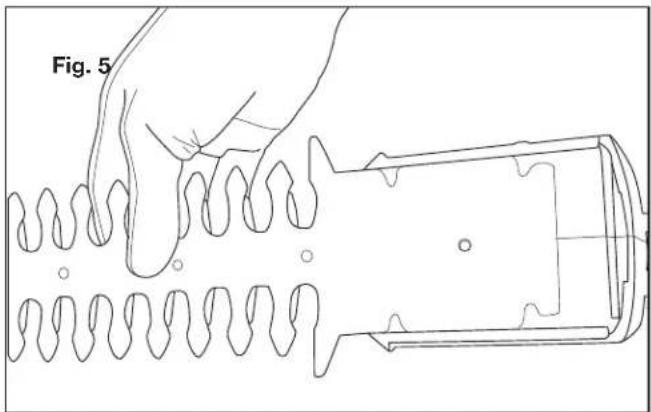 Martha Stewart MTS-CGSH1 - Fitting and Changing the Blades - 5