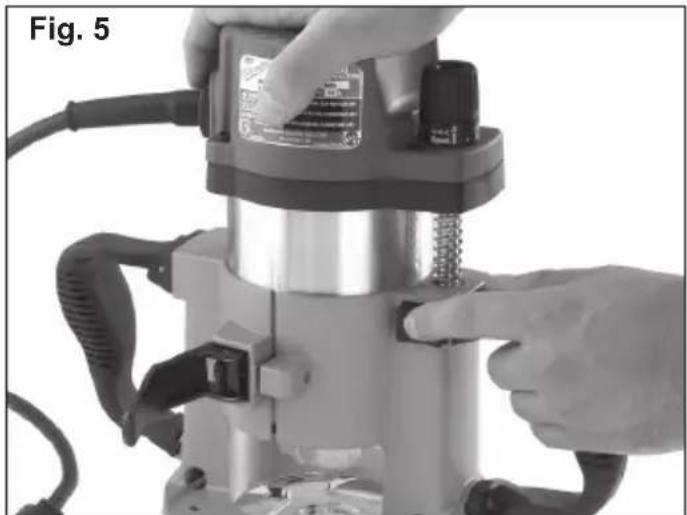 MILWAUKEE HP 5615-21 - Instalación y extracción del motor - 1