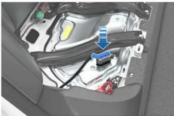 TESLA Model 3 (2022) - Dépose : - 18