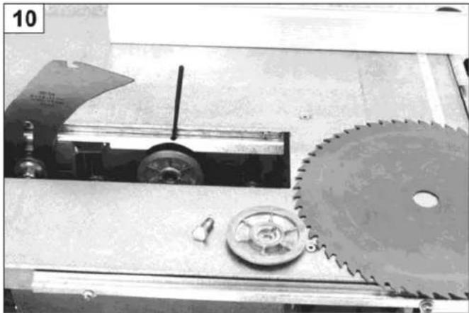 Lescha TSL 315 TP - → Removing the saw blade: - 2
