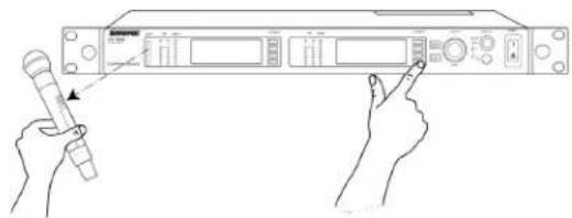 SHURE AXT100 - Liaison d'un émetteur à l'aide de la Synchro IR - 1