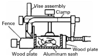 HiKOKI C12LDH - Cutting easily-deformed materials, such as aluminum sash - 2