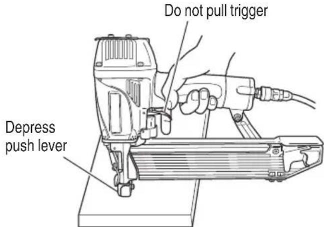 HiKOKI N5008AC2 - WARNING - 4
