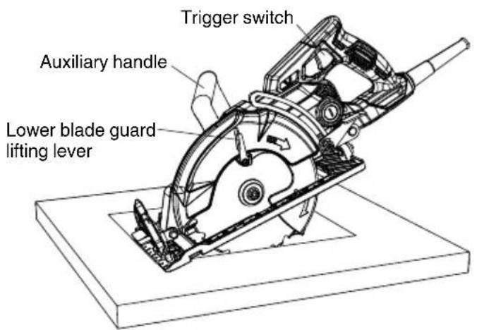 HiKOKI C7WDM - Installing the rip fence (optional accessories) - 3