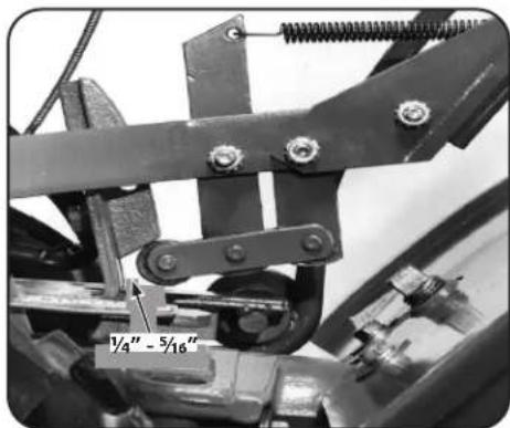 TROY-BILT Big Red - How to Measure the Belt Tension - 2