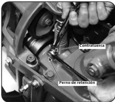 TROY-BILT Big Red - Ajuste de la transmisión de marcha atrás: - 1