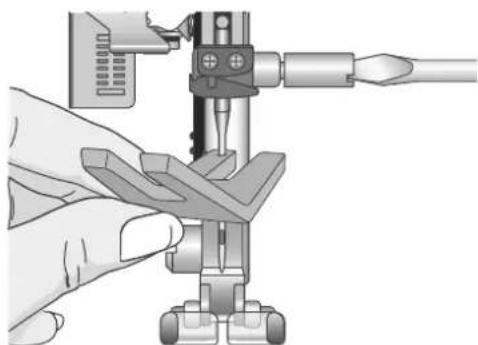 PFAFF Quilt Ambition 635 - Changement d'aiguille - 1