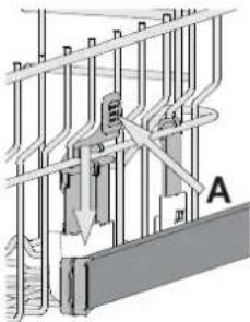 WHIRLPOOL WIP 4T133 PE S - ADJUSTING THE HEIGHT OF THE UPPER RACK - 1