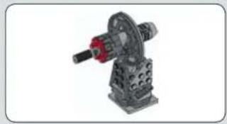LEGO Star Wars 75098 - Q: In addition to regular human-shaped minifigures, there are many aliens, droids, and strange creatures that populate the Hoth Battle set. What are some differences in designing decorations for this large range of figures? - 162