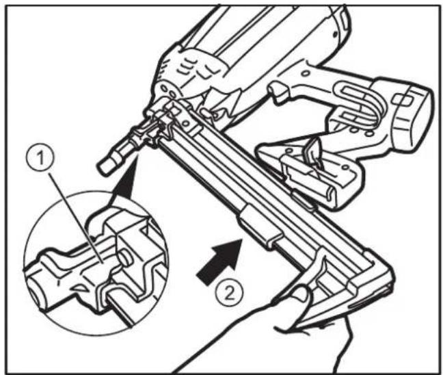 DEWALT DDF5120550 - Sustitución del cargador de clavos: - 2