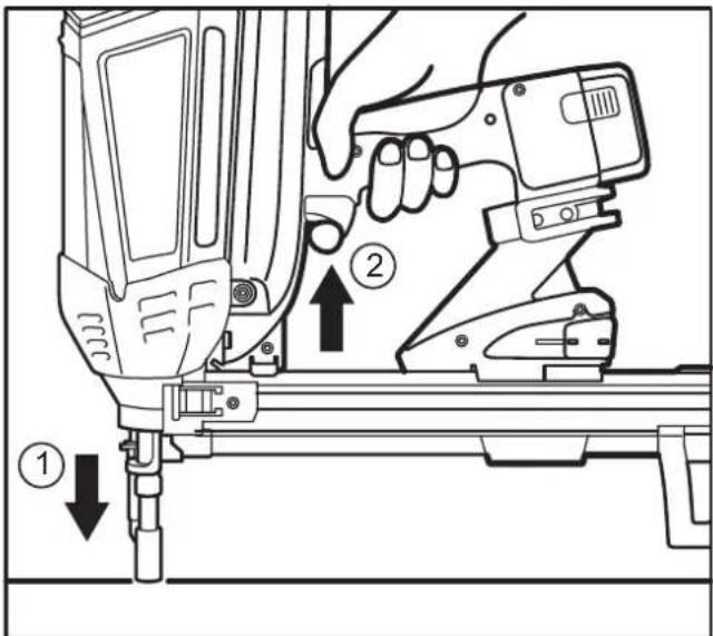 DEWALT DDF5120550 - Inserimento dei chiodi: - 1
