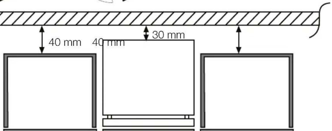 TEKA RSF 41160 BU - Posizionamento del frigorifero除去 il piano di lavoro e regolazione dei piedini - 4
