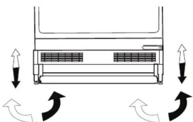 TEKA RSF 41160 BU - Plassering av kjoleskapet under kjokkenbenken og justering av bena - 1
