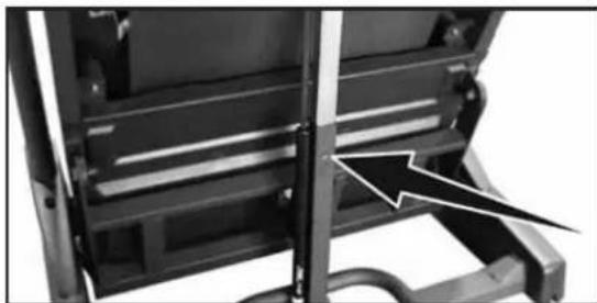 Sole Fitness Treadmill Desk - ■POUR PLIER LE TAPIS ROULANT - 1