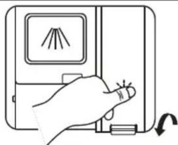 EDESA EDW-6230 WH - Filling The Rinse Aid Reservoir - 3