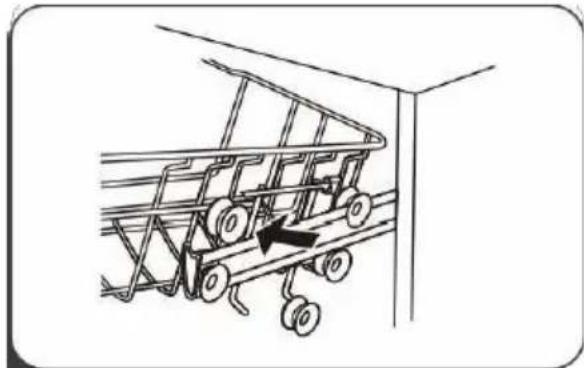 EDESA EDW-4710 WH - Réglage du panier supérieur - 2
