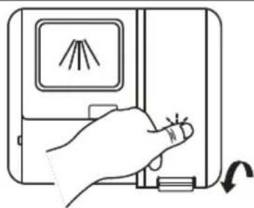 EDESA EDW-6231 X - Filling The Rinse Aid Reservoir - 3