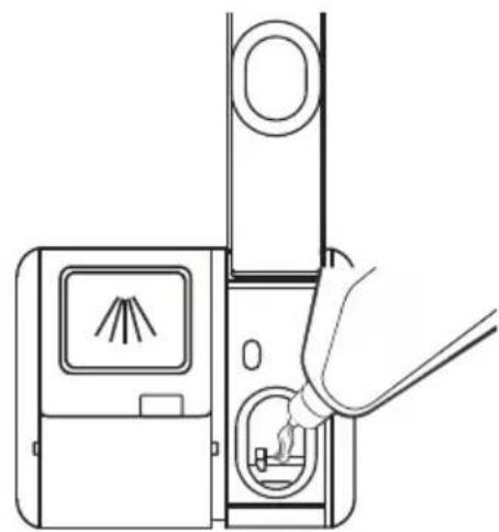 EDESA EDW-6231 X - Filling The Rinse Aid Reservoir - 2