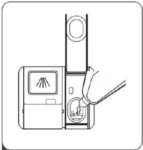 EDESA EDW-6231 WH - Remplissage du bac à produit de ringage - 3
