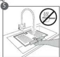 WHIRLPOOL W5 611E W - Процедура за почистване на аксесоара stop frost - 4