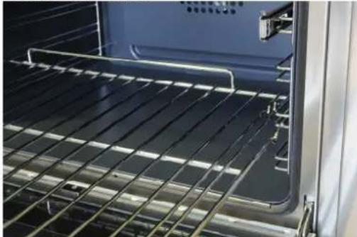 Porter & Charles FEC60B2 - How to correctly place the oven shelves and roasting pan - 3