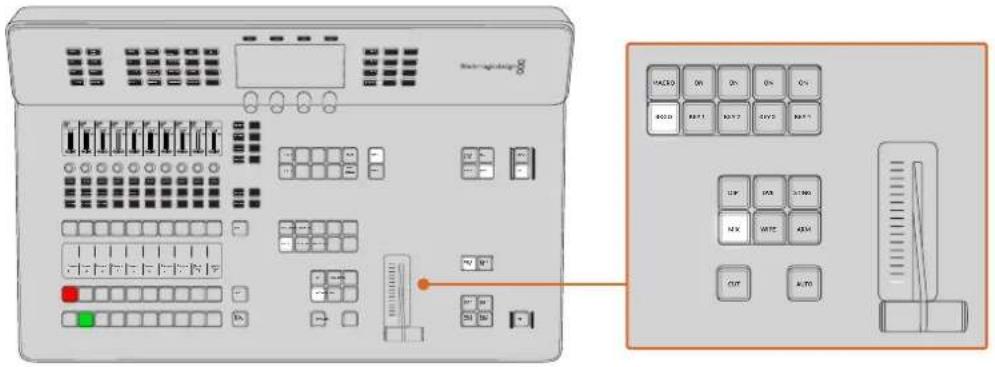 Blackmagic Design ATEM Television Studio HD8 - Contrôle des transitions et incrustateurs en amont - 1