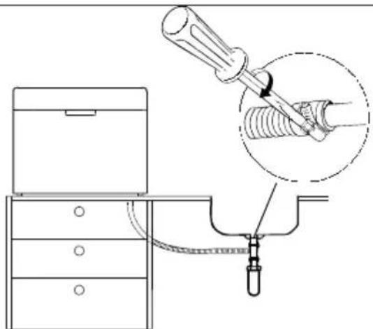 MEDION MD 37496 - Collegamento del tubo fl essibile al sifone di un lavandi- no - 3