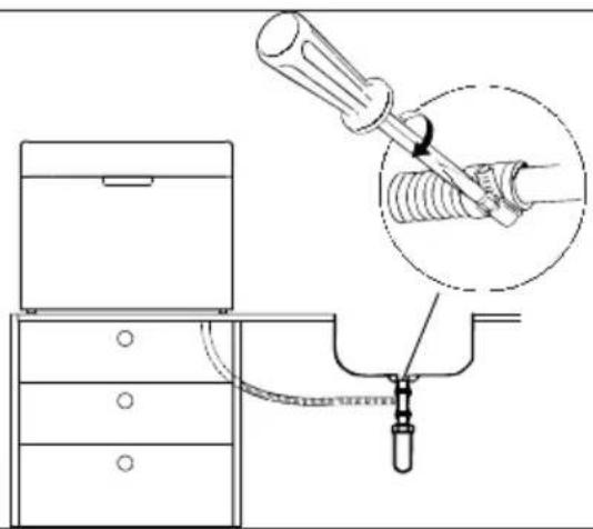 MEDION MD 37496 - Connecting the hose with the siphon on the sink - 3