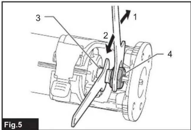 MAKITA RT0702C - 7