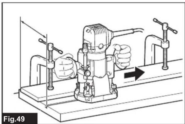 MAKITA RT0702C - 52