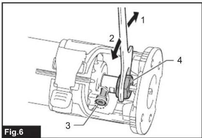 MAKITA RT0702C - 8