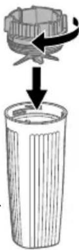 Zwilling Enfinigy Personal Blender - Mixerbecher auf den Mixersockel setzen - 2