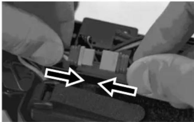ARRMA Typhon Grom - INSTALL CHARGED BATTERIES IN CAR - 2