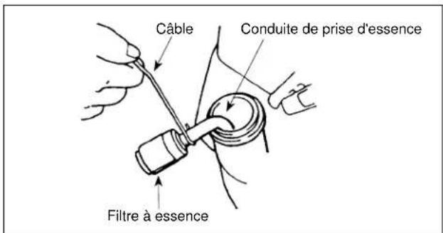 Maruyama EH270D-S - Remplacement du filtre à essence - 1
