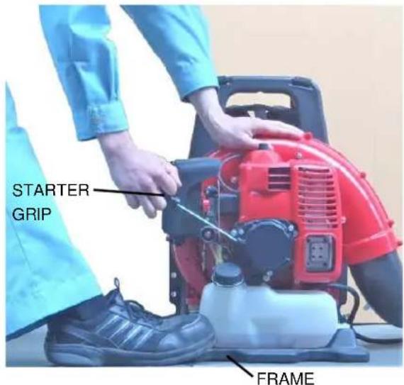 Maruyama BL70 - STEP #5) Warming up the engine. - 1