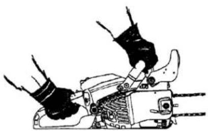 Maruyama MCV31R - CÓMO AGARRAR LA MOTOSIERRA - 1