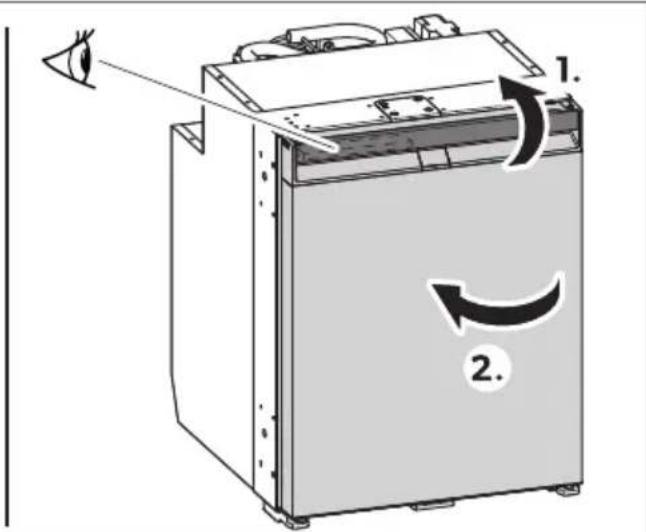 DOMETIC NRX 50C - Ouverture de la porte du réfrigérateur - 3