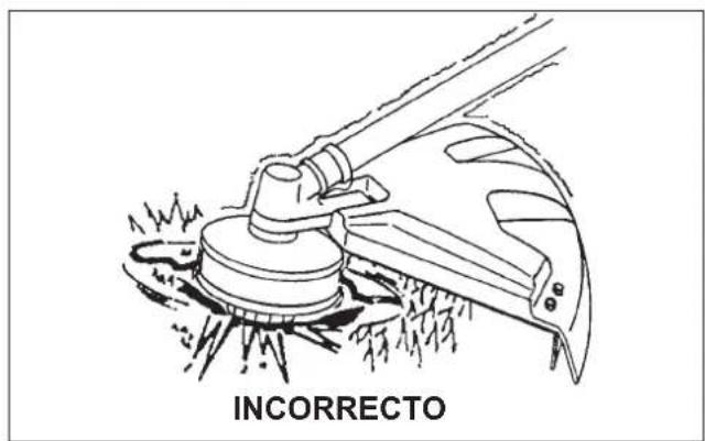 Maruyama B420L - Cortando con el cabeza de corte - 2
