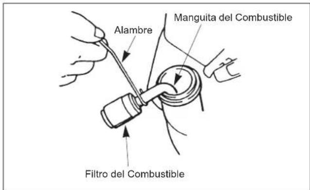 Maruyama B42L - Cambio del Filtro de Combustible - 1