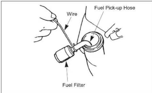 Maruyama B230L - Fuel Filter Replacement - 1