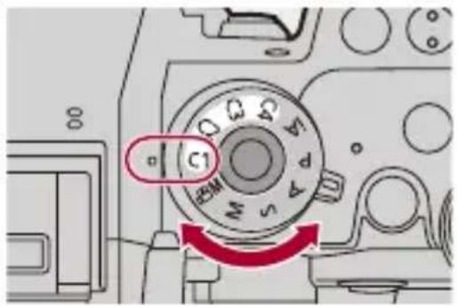 PANASONIC Lumix DC-GH7 - Réglez le mode enregistrement sur [C1] à [C4]. - 1
