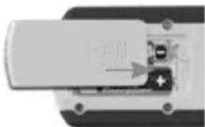 Laserliner Quadrum Compact - Τοποθέτηση των μπαταριών στο τηλεχειριστήριο - 1