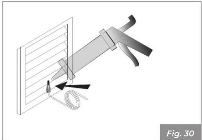 Palazzetti Ecofire for building in A70 air - Insertion of room sensor - 1