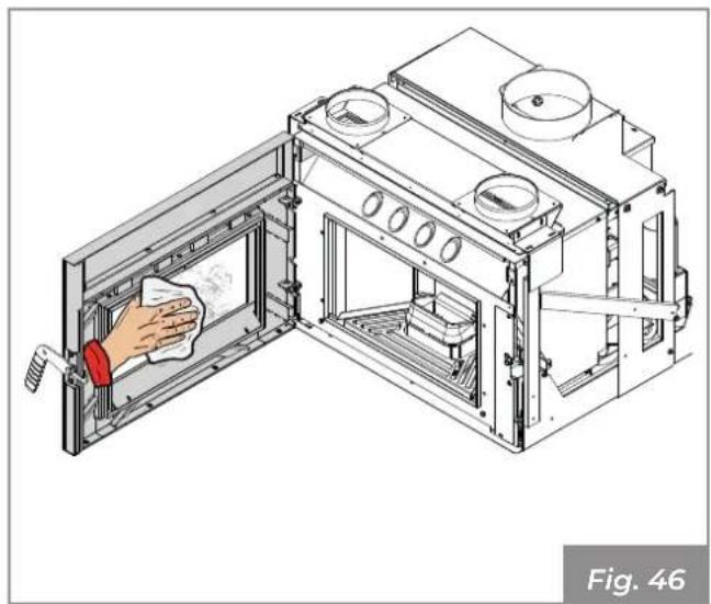 Palazzetti Ecofire for building in A70 air - Pulizia del vetro - 2
