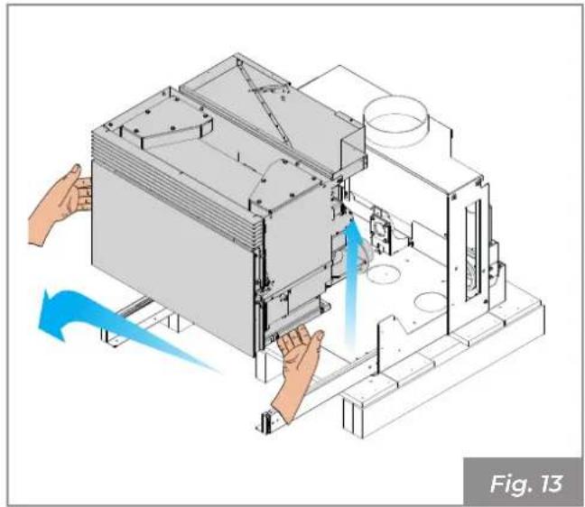 Palazzetti Ecofire for building in A70 air - - Removal of the transport pallet - 4