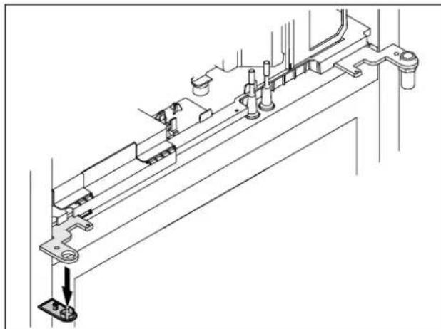 LIEBHERR SFPvg 8401 Performance - Modifier le système de fermeture supérieur (porte en mousse) - 1