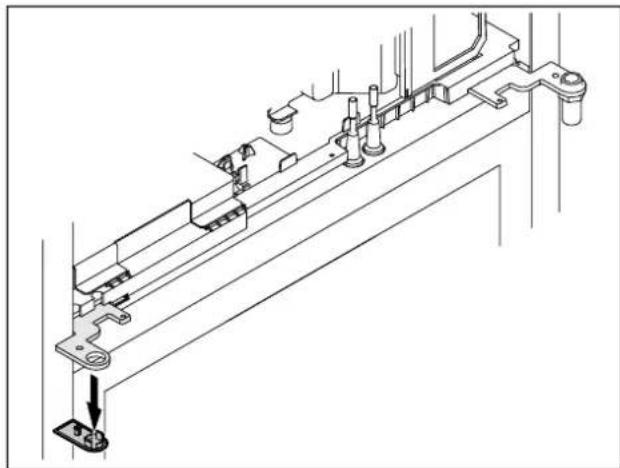 LIEBHERR SFPvg 6501 Performance - Modifier le système de fermeture supérieur (porte en mousse) - 1